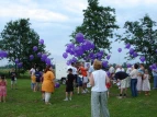 Vor dem Luftballonflug bei der 100-Jahr-Feier